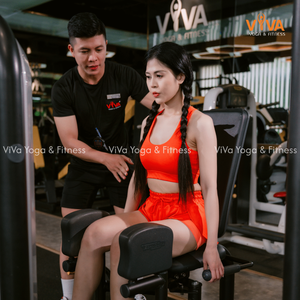 tap gym cung hlv tai viva